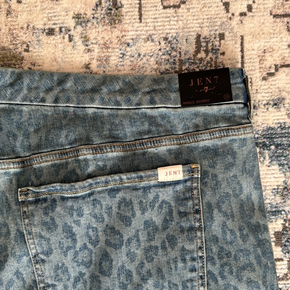 NWT Seven for all Mankind Jen 7 Ankle Skinny in Sunrise Leopard - Picture 9 of 13